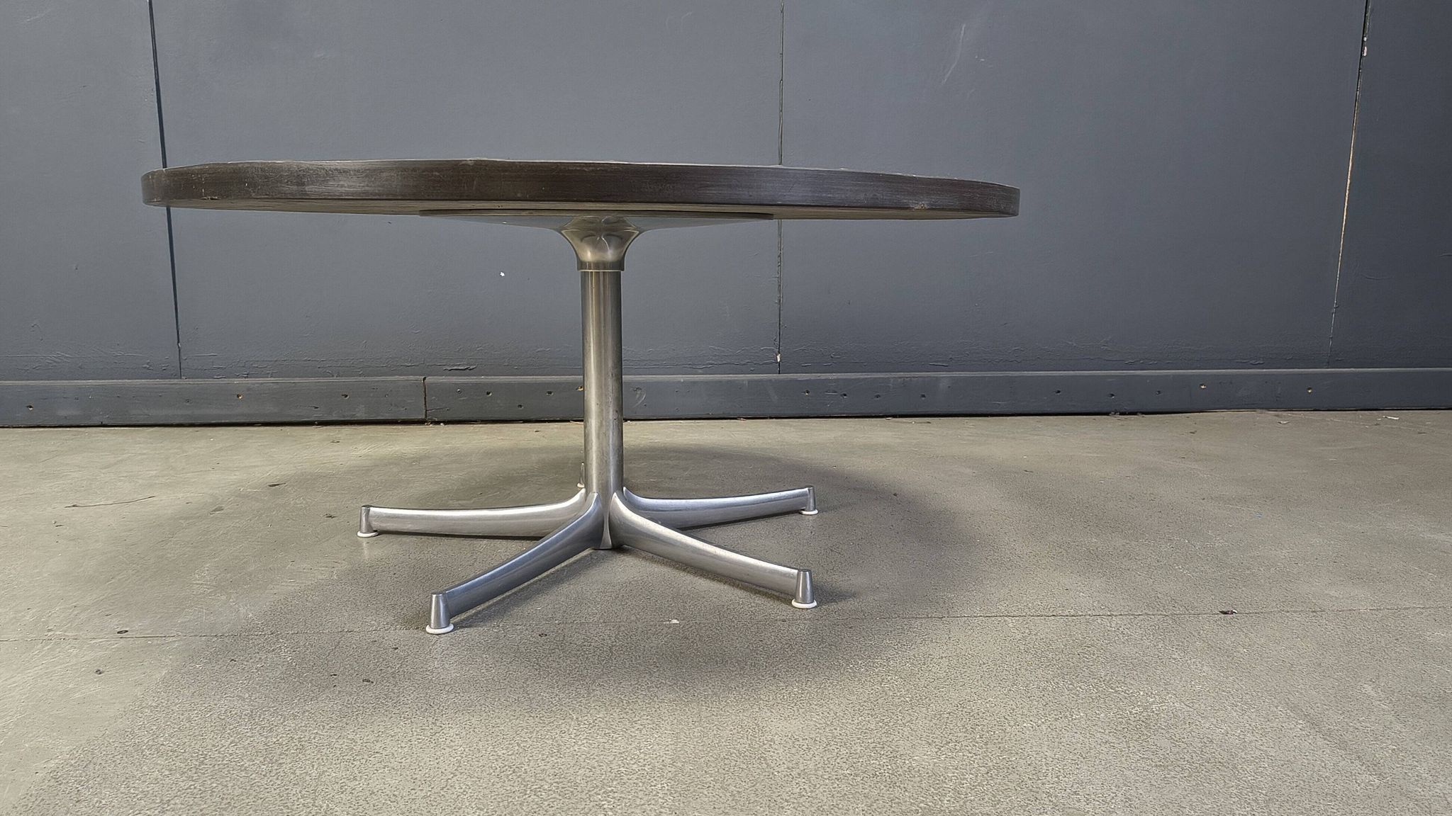 Vintage coffee table by Walter Knoll