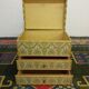 Old malle has drawers