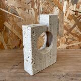 Vase soliflore en travertin 1970