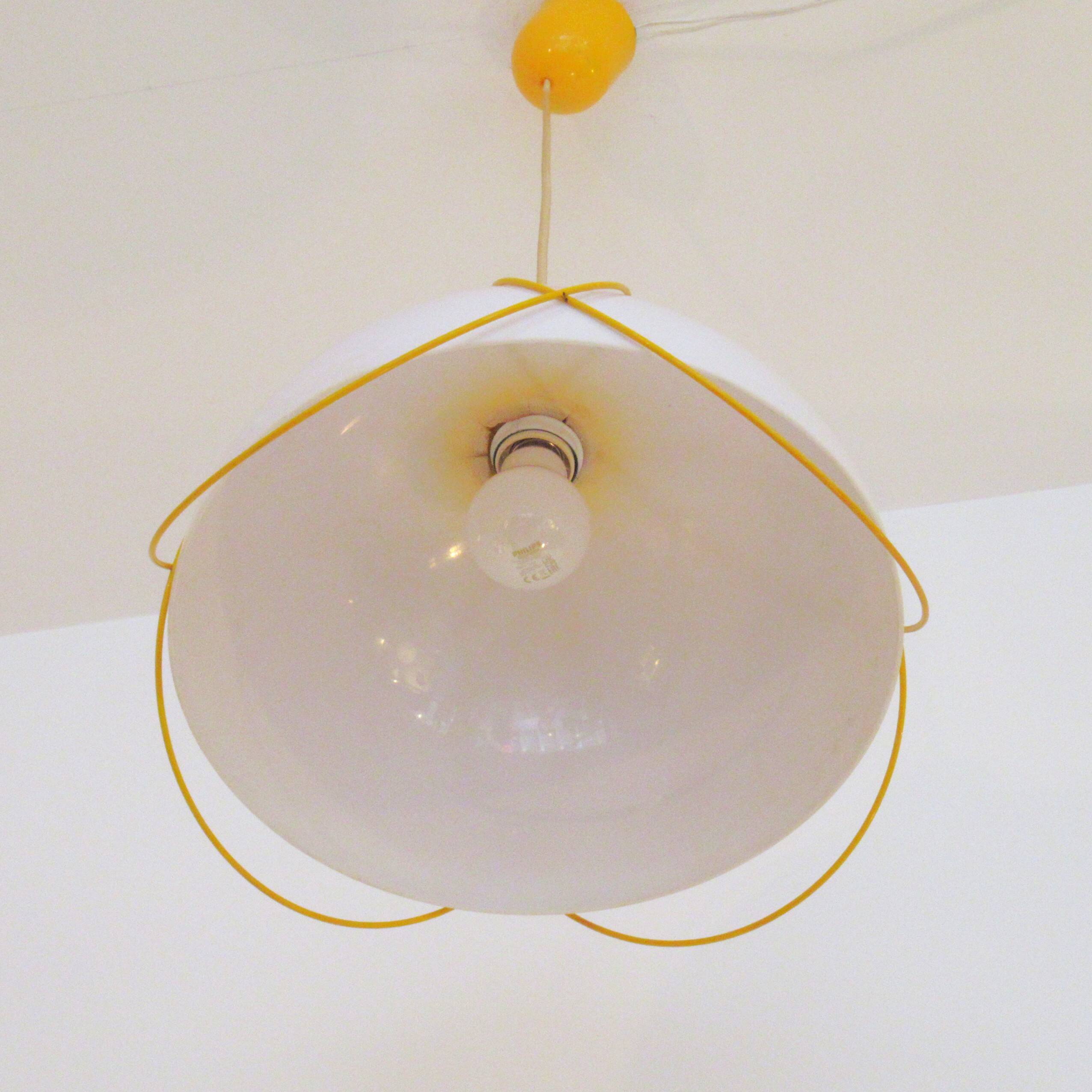 White and yellow suspension from the 1980s.