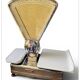 Grande balance de commerce Berkel,  modèle chromé, années 1930