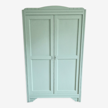 Armoire parisienne