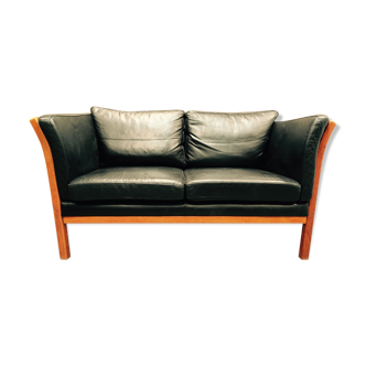 Black leather sofa 2 seater "Scandinavian design".