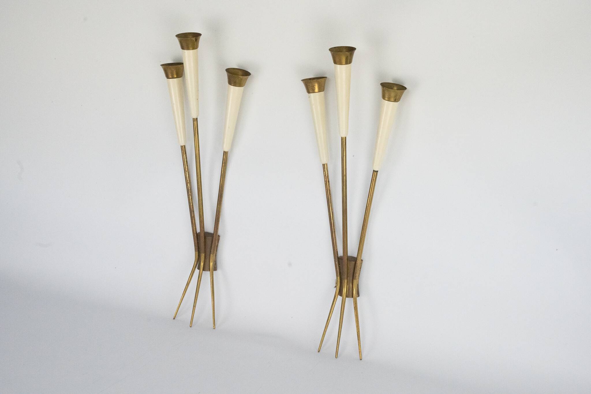 Mid-Century pair of large brass sconces attributable to Stilnovo. Italy 195