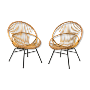 paire de fauteuils en rotin et métal de forme coquille, années 1960