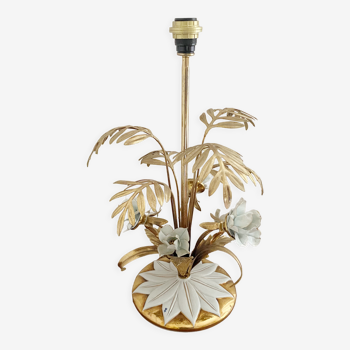 Lampe de table avec feuilles de laiton et fleurs en céramique hollywood regency