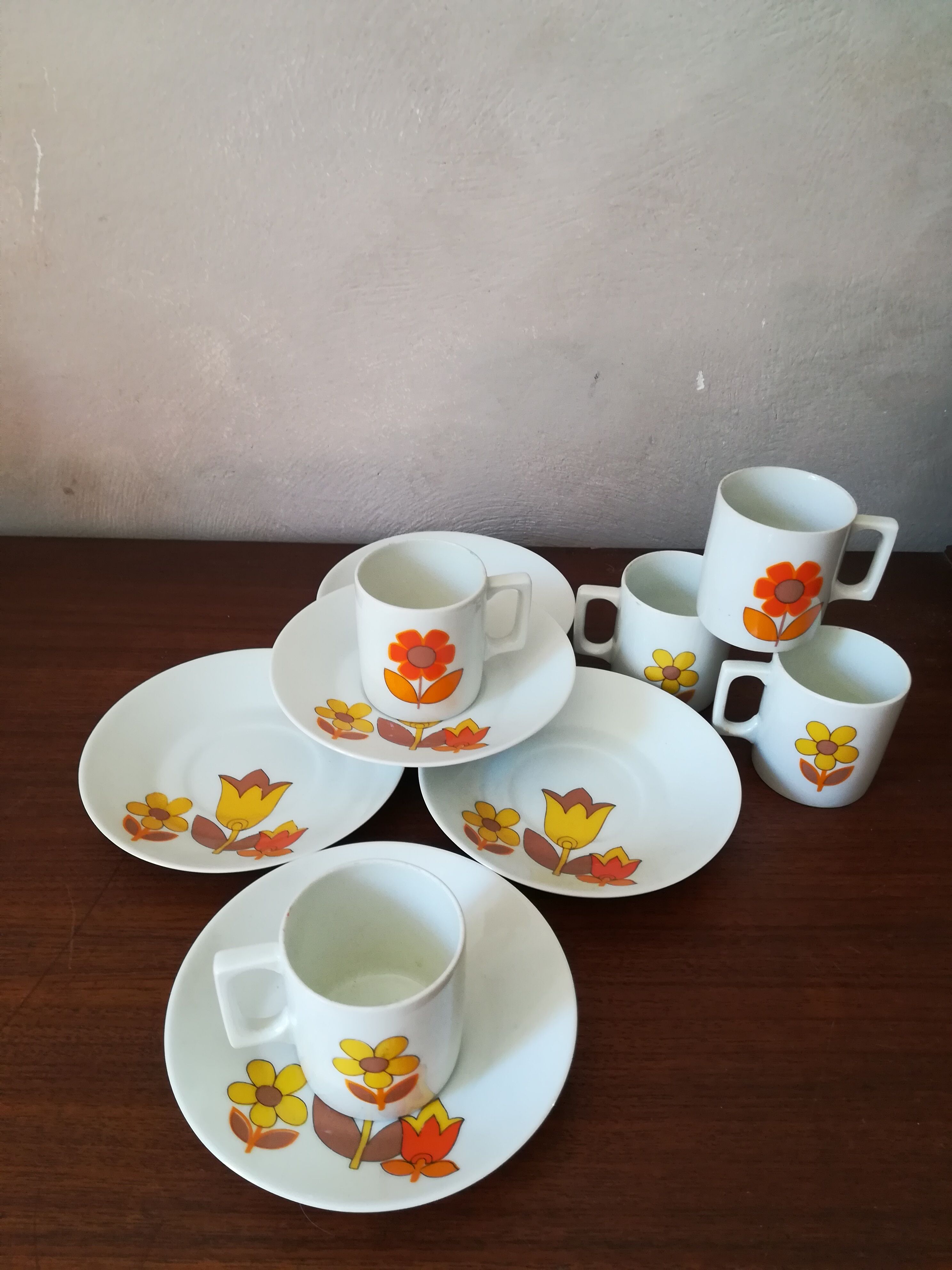 5 porcelain espresso cups