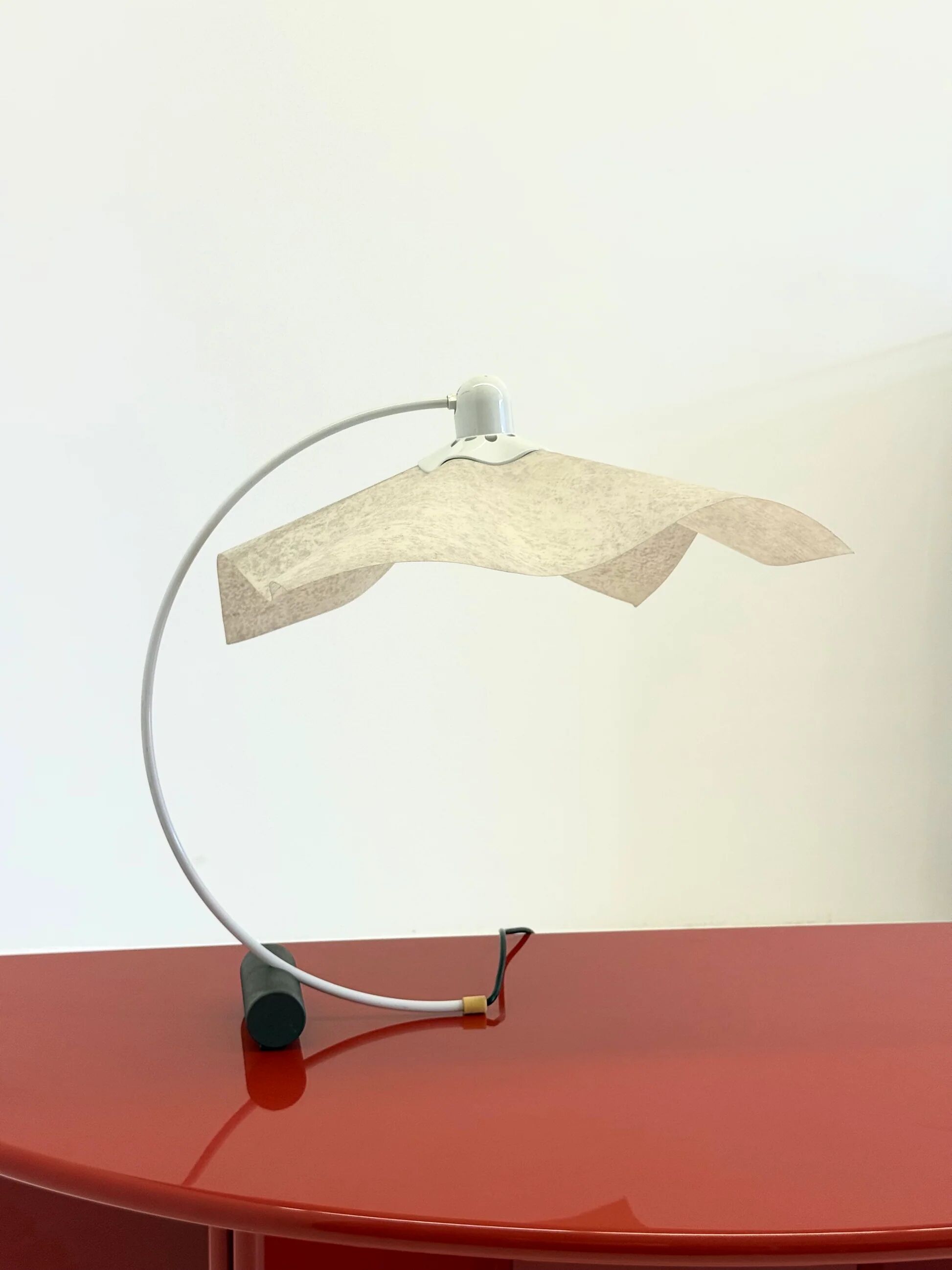 Area Curvea table lamp by Mario Bellini for Artemide