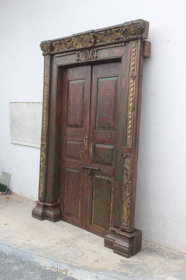 Porte indienne ancienne en teck pièce et patine d'origine