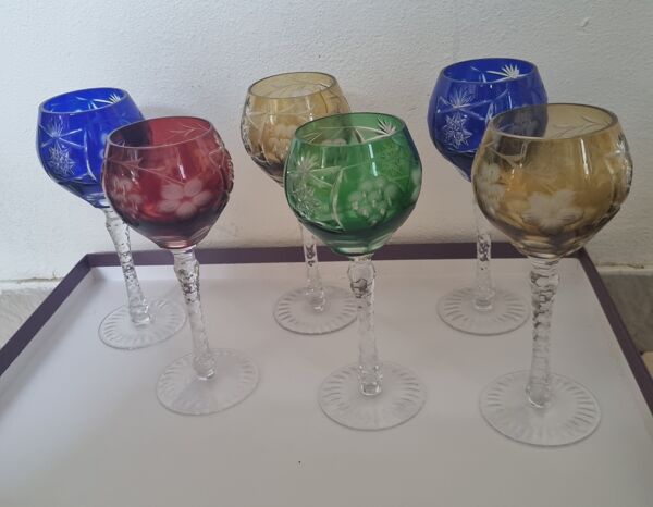 6 verres de couleur cristal St Louis