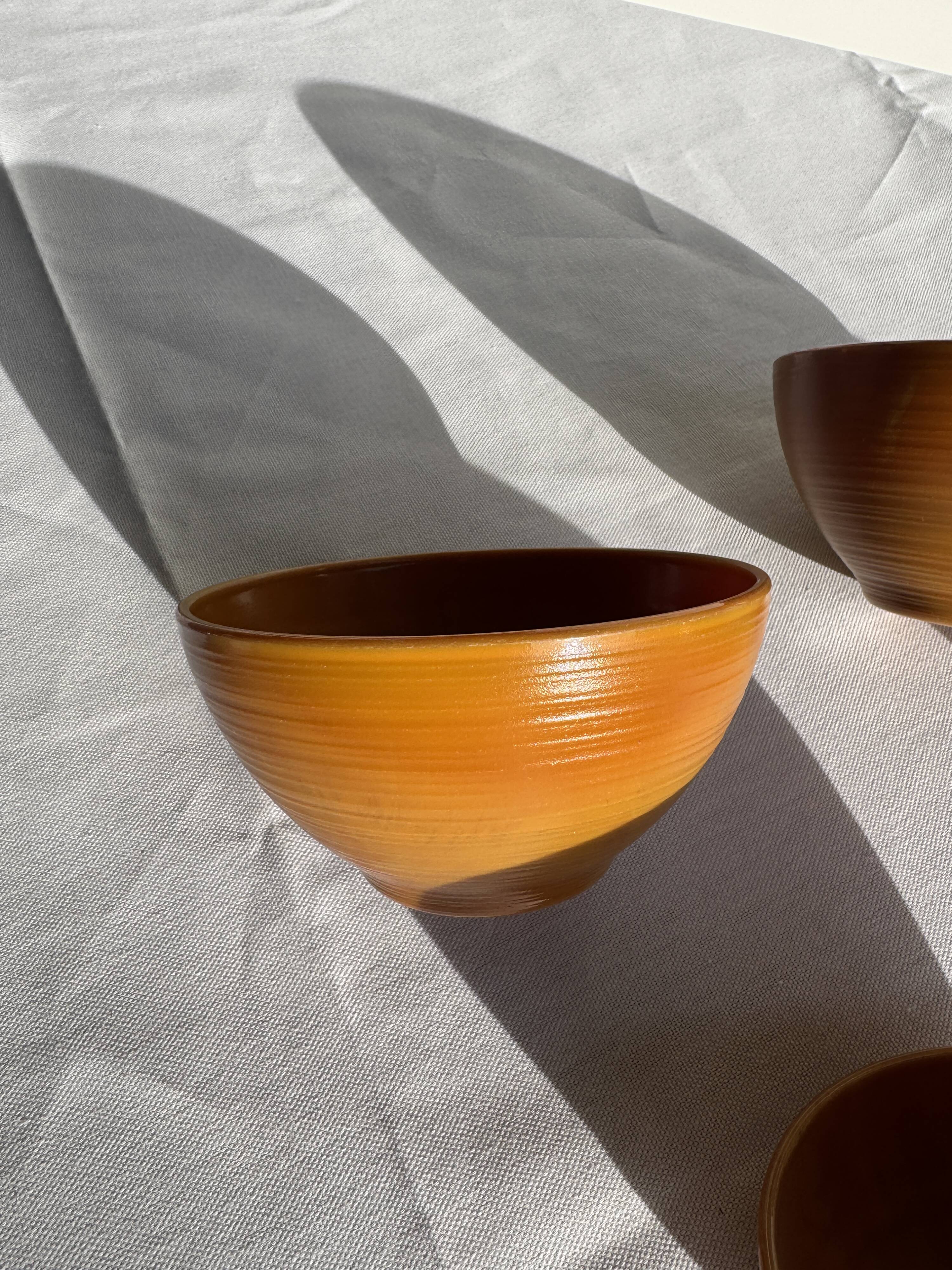 Lot de 4 petits bols marrons en verre H12 D13