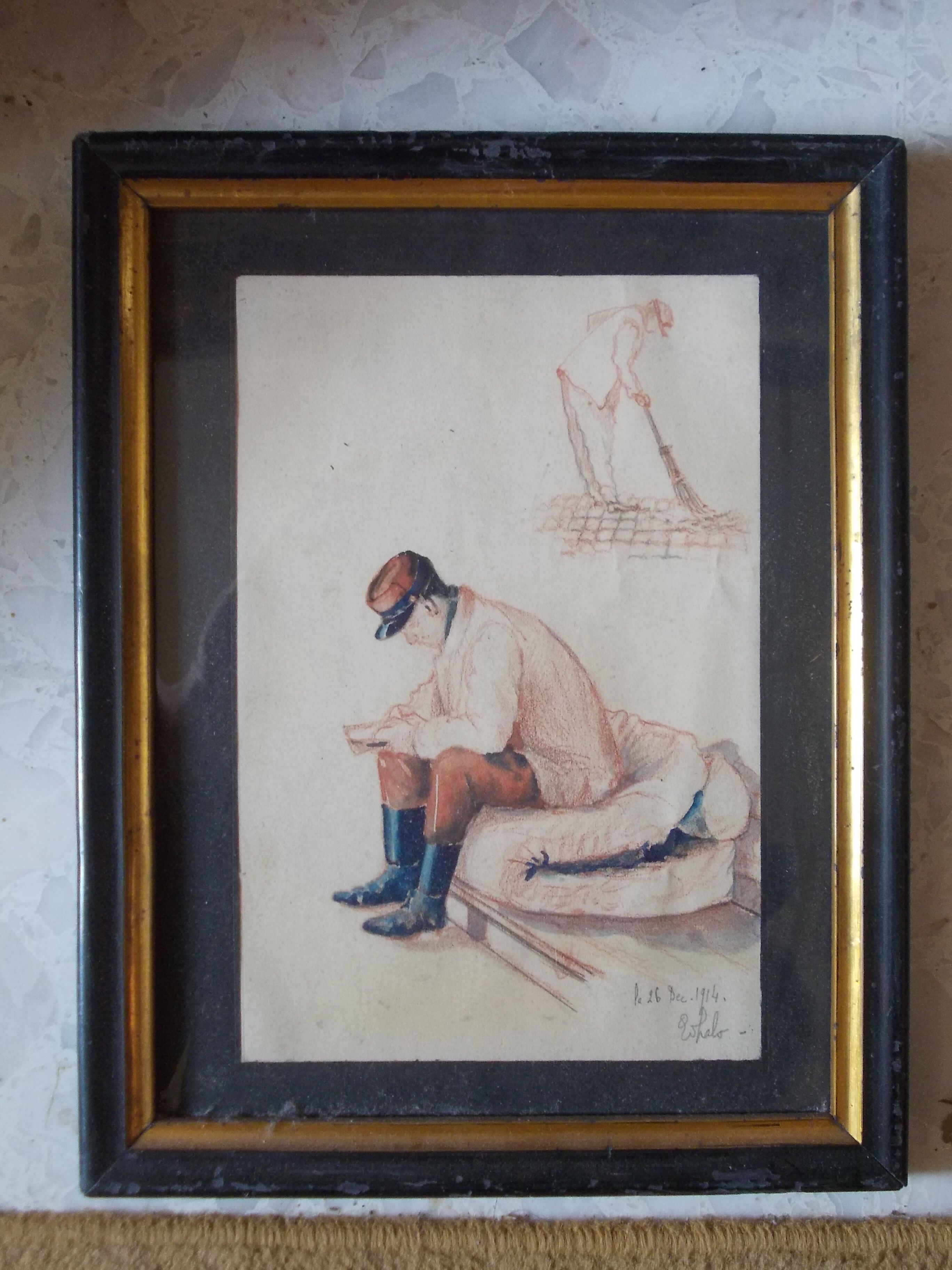 Poilu assis lisant et soldat au balai, képi rouge, dessin aquarelle, 1914