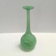 Tulipe en verre soufflé vert Scavo, attribut de Cenedese, Italie
