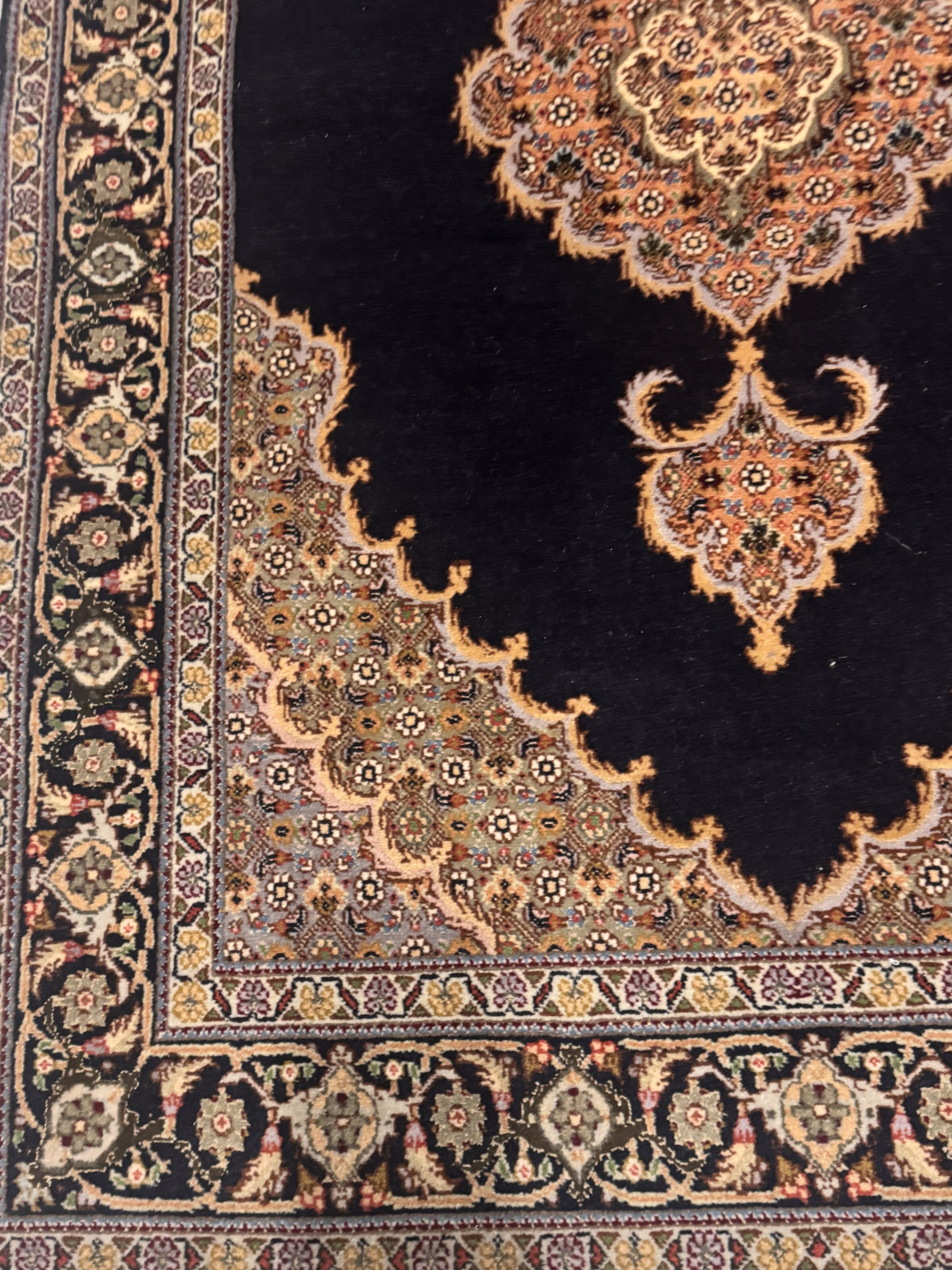 Tapis persan fait main Tabriz