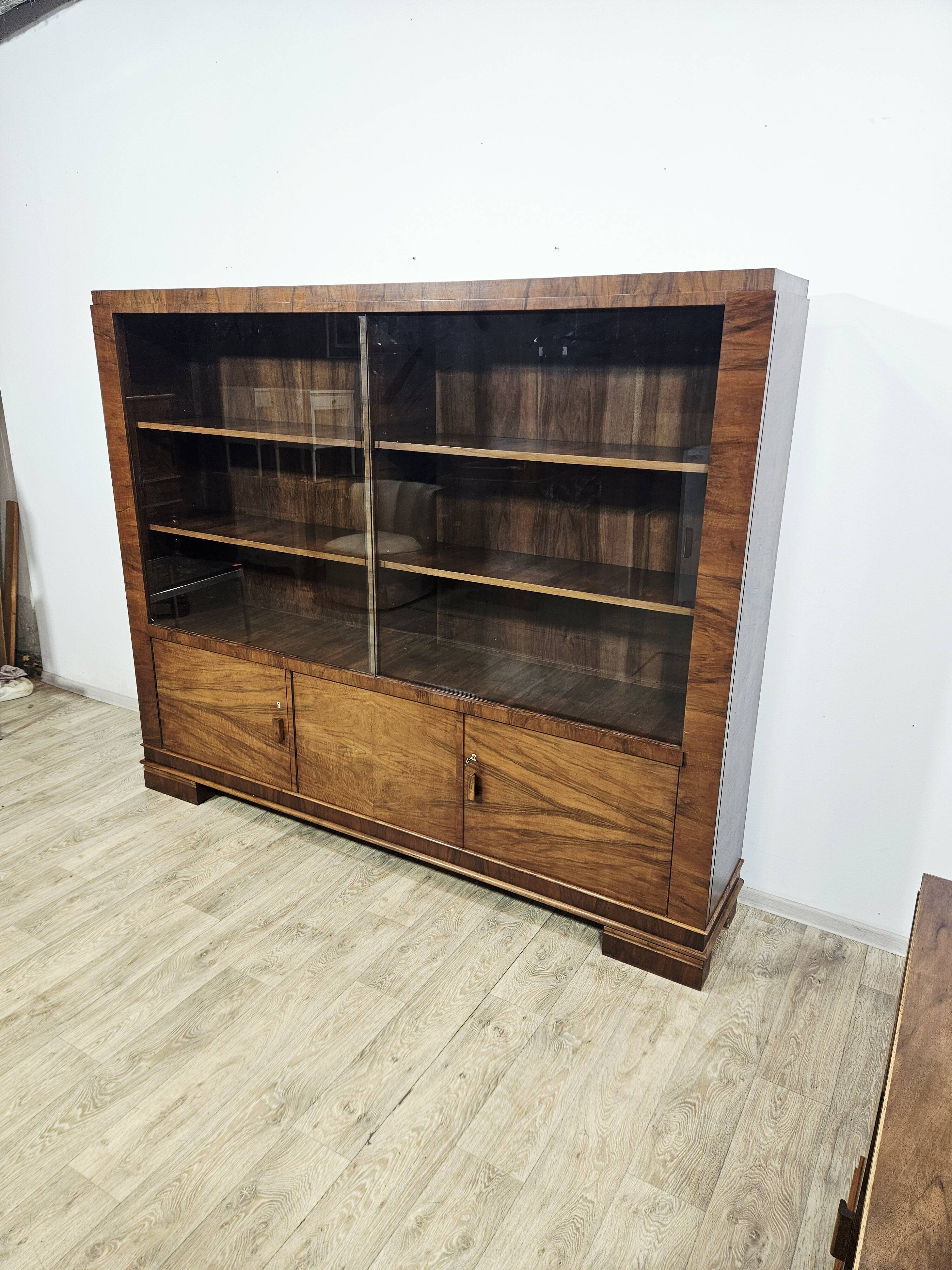 Ensemble de bureau exécutif monumental / Art Déco / Noyer / Années 1940.