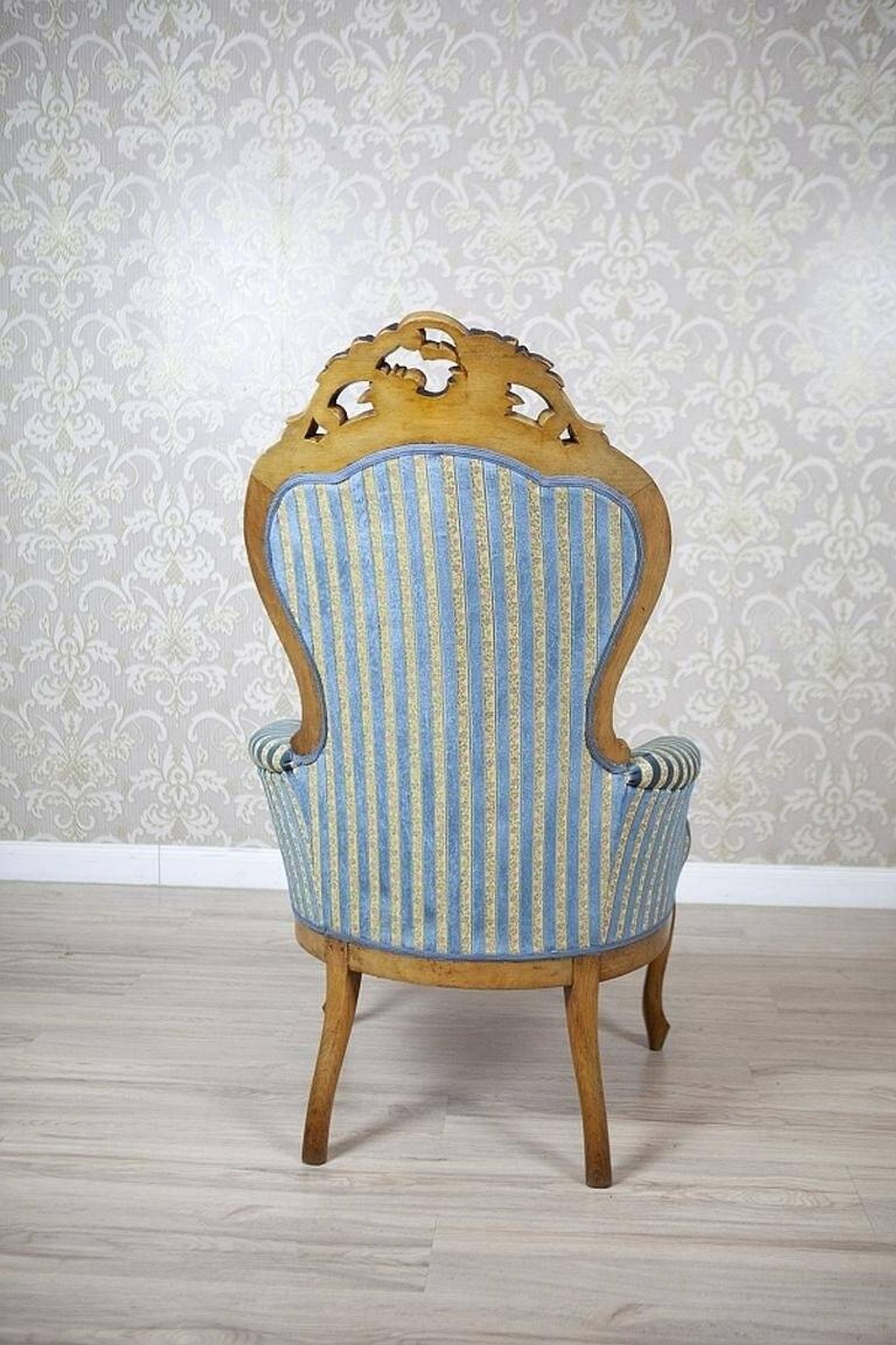 Antique Walnut Chair, 1890s