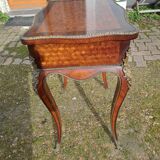 Coiffeuse française en palissandre de style Louis XV marqueterie