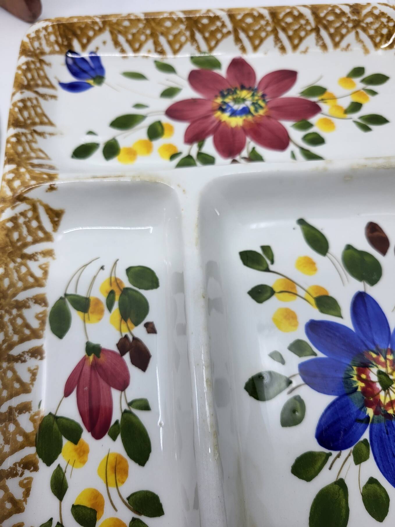 Vintage Italy 1970s decor plates and dishes set
