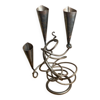 Triple-entwined iron chandelier