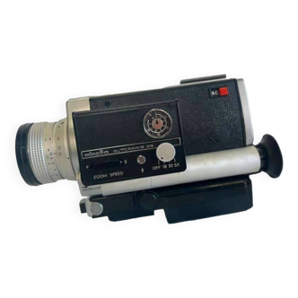 Vintage camera: minolta autopak 8 d6 with storage case
