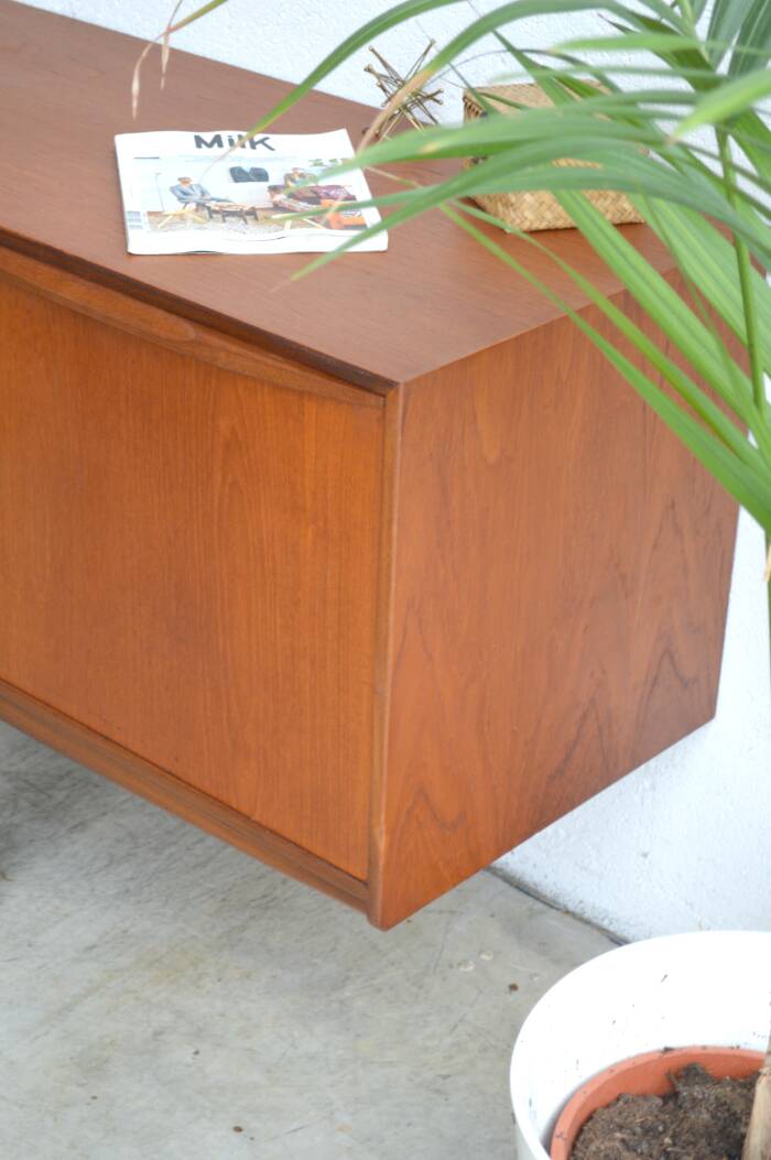 Vintage Scandinavian teak sideboard by McIntosh * 213 cm *