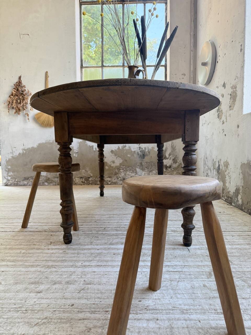 Oval farmhouse table 250cm pine