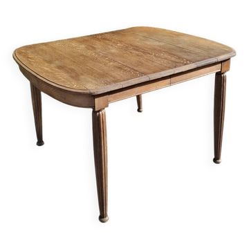 Table ancienne en chêne massif