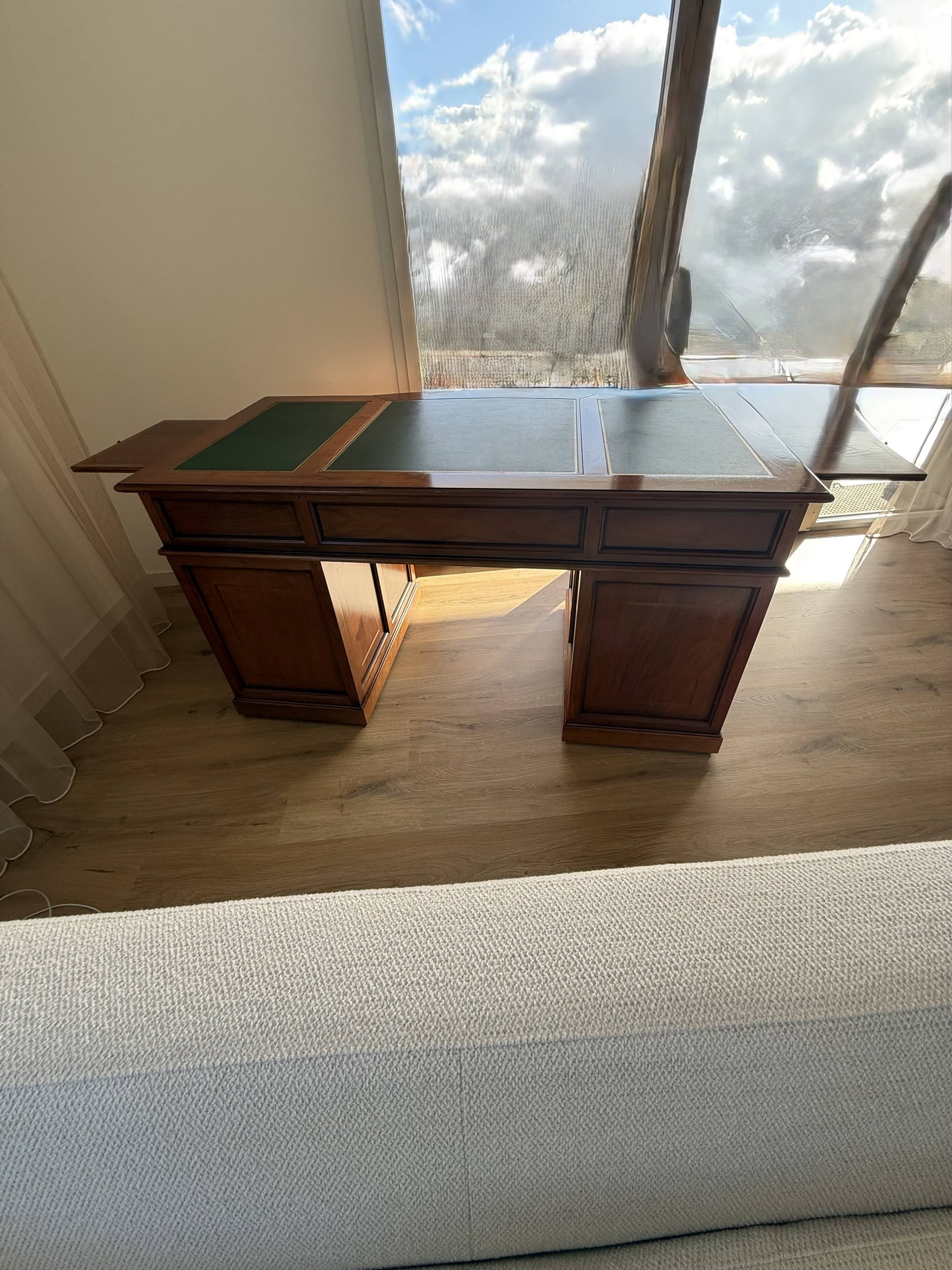 Minister Louis-Philippe's desk in solid cherry wood and leather.