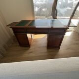 Minister Louis-Philippe's desk in solid cherry wood and leather.