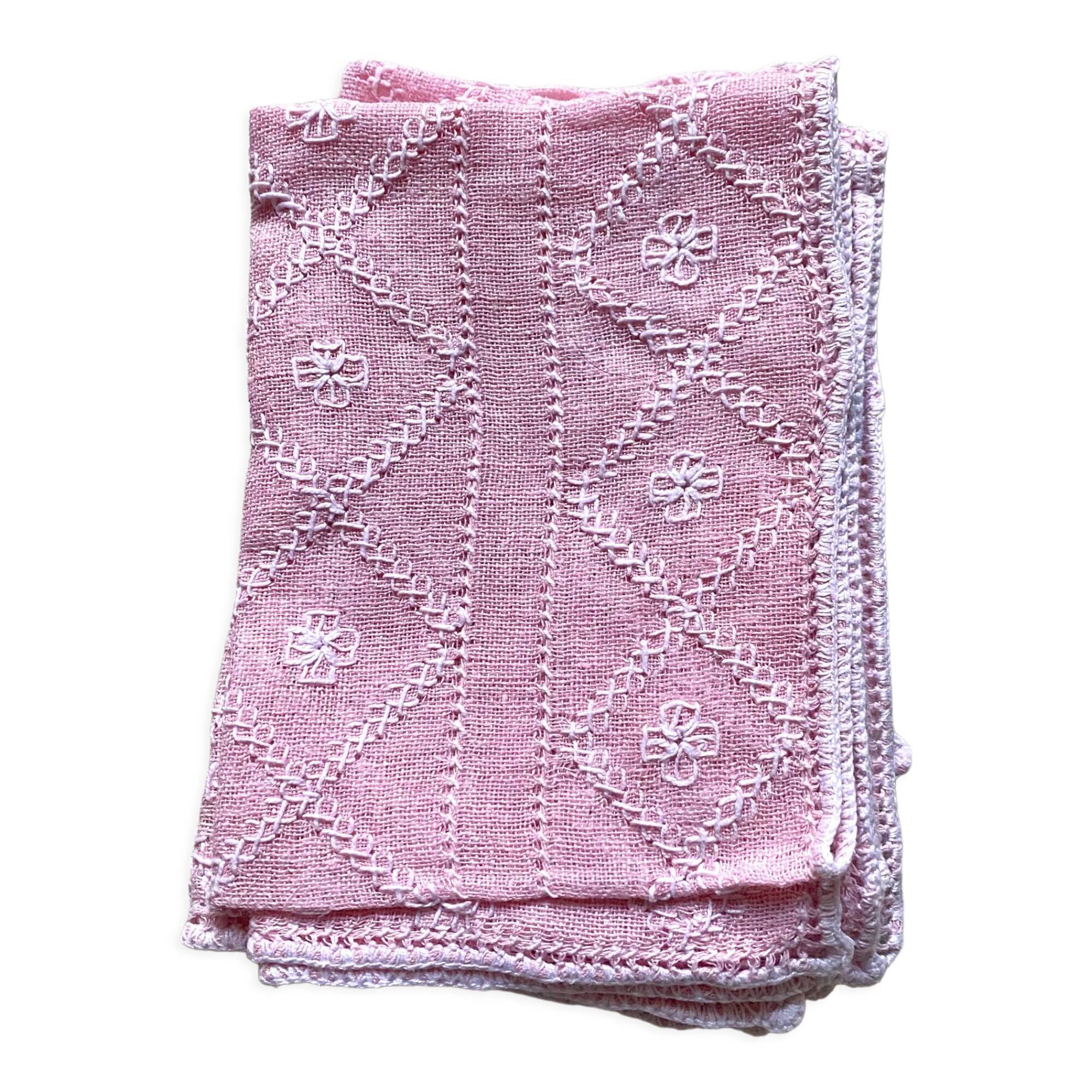 Openwork embroidered napkins