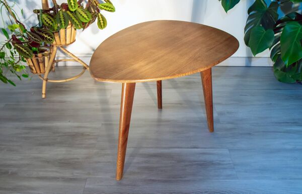 Table basse forme surf, chêne massif année 50