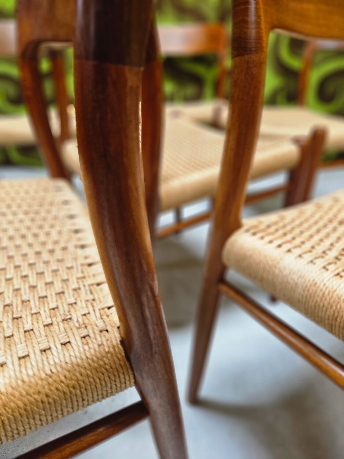 Set of 6 Møller teak chairs 1960