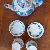Miniature Chinese Porcelain Teapot and Cups Set - Dinette