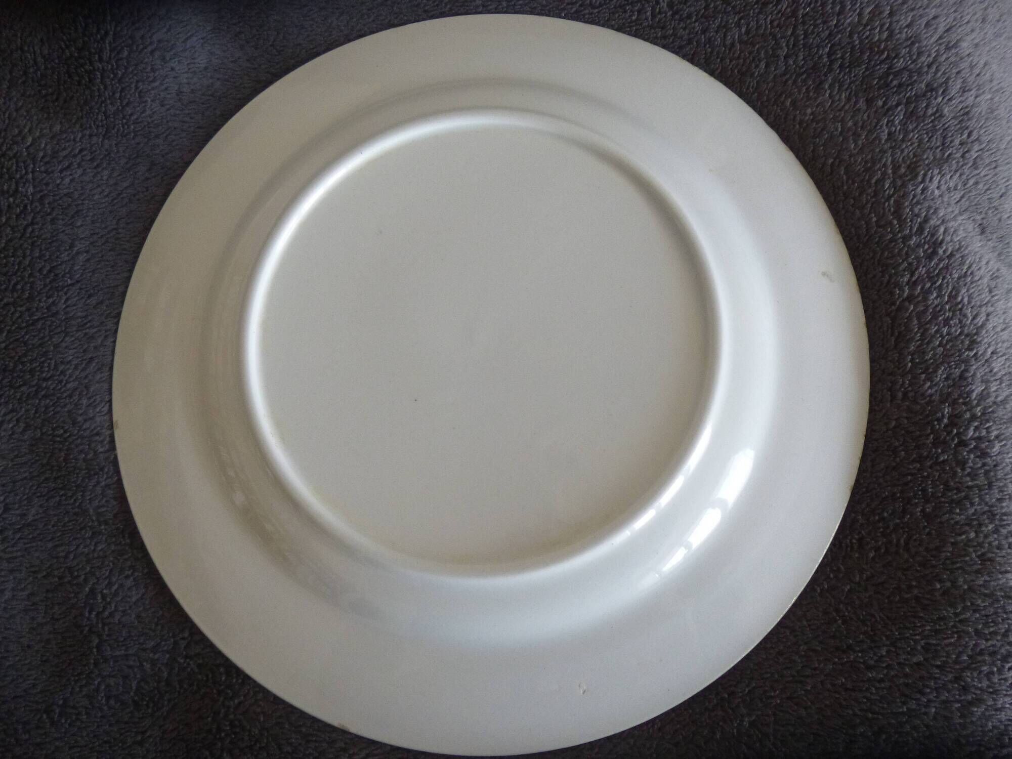 4 assiettes publicitaires Yoplait- Les 3 mousquetaires