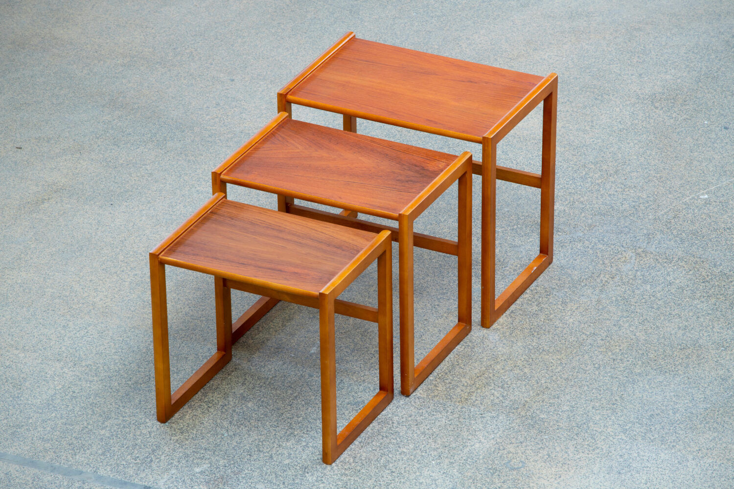 Scandinavian coffee table tables