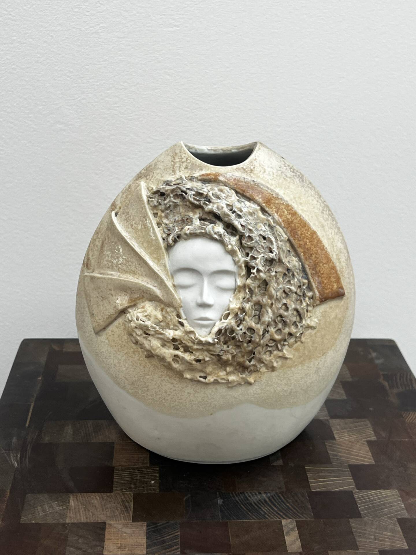 Vase moderniste de Alain Fichot/La Margelle