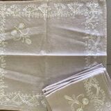 Ensemble de 8serviettes anciennes brodees