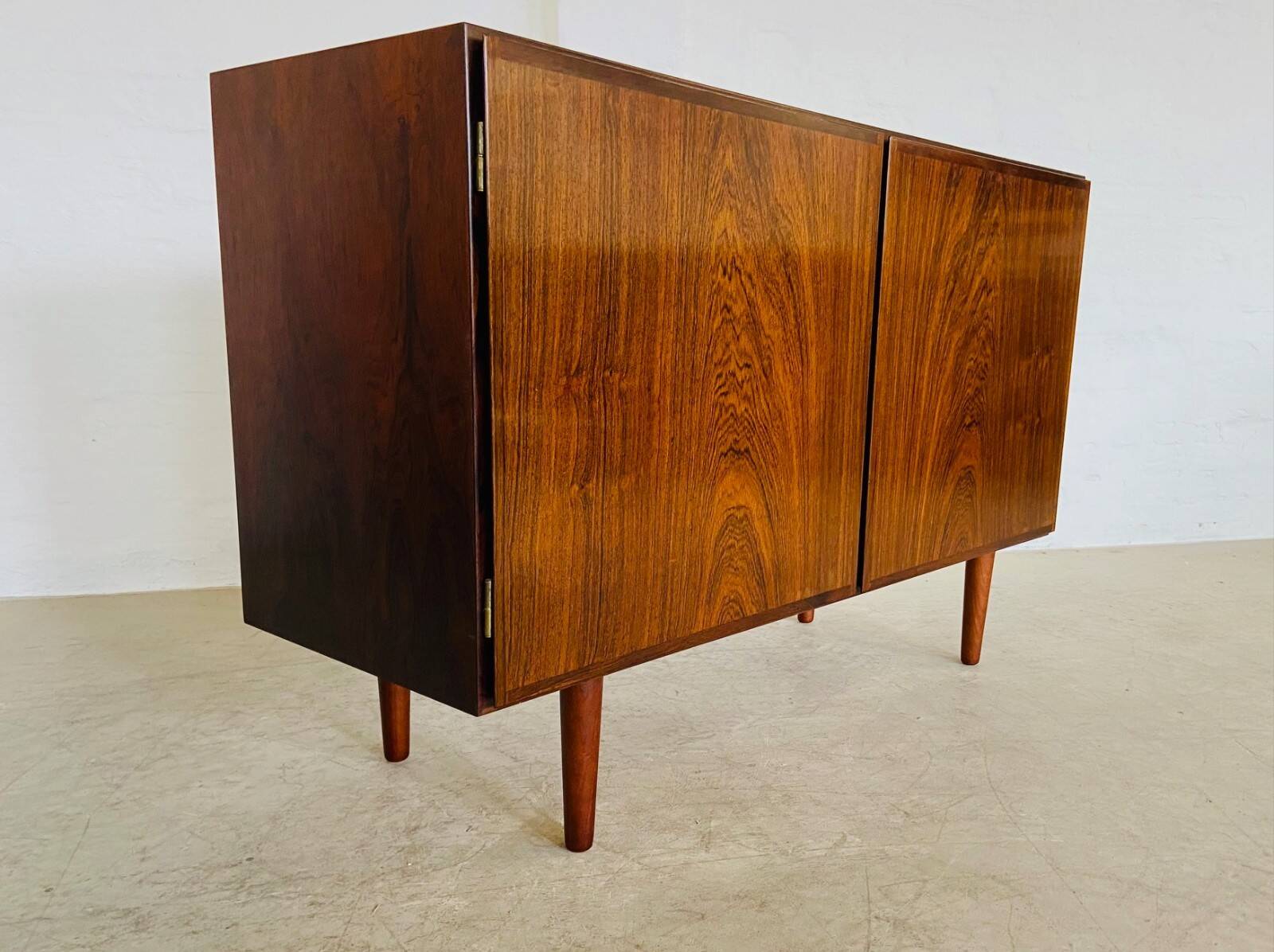 Vintage retro Danish mid-century rosewood sideboard by Gunni Omann 1960s
