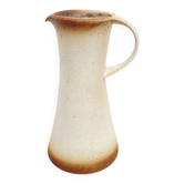 Virebent porcelain diabolo pitcher