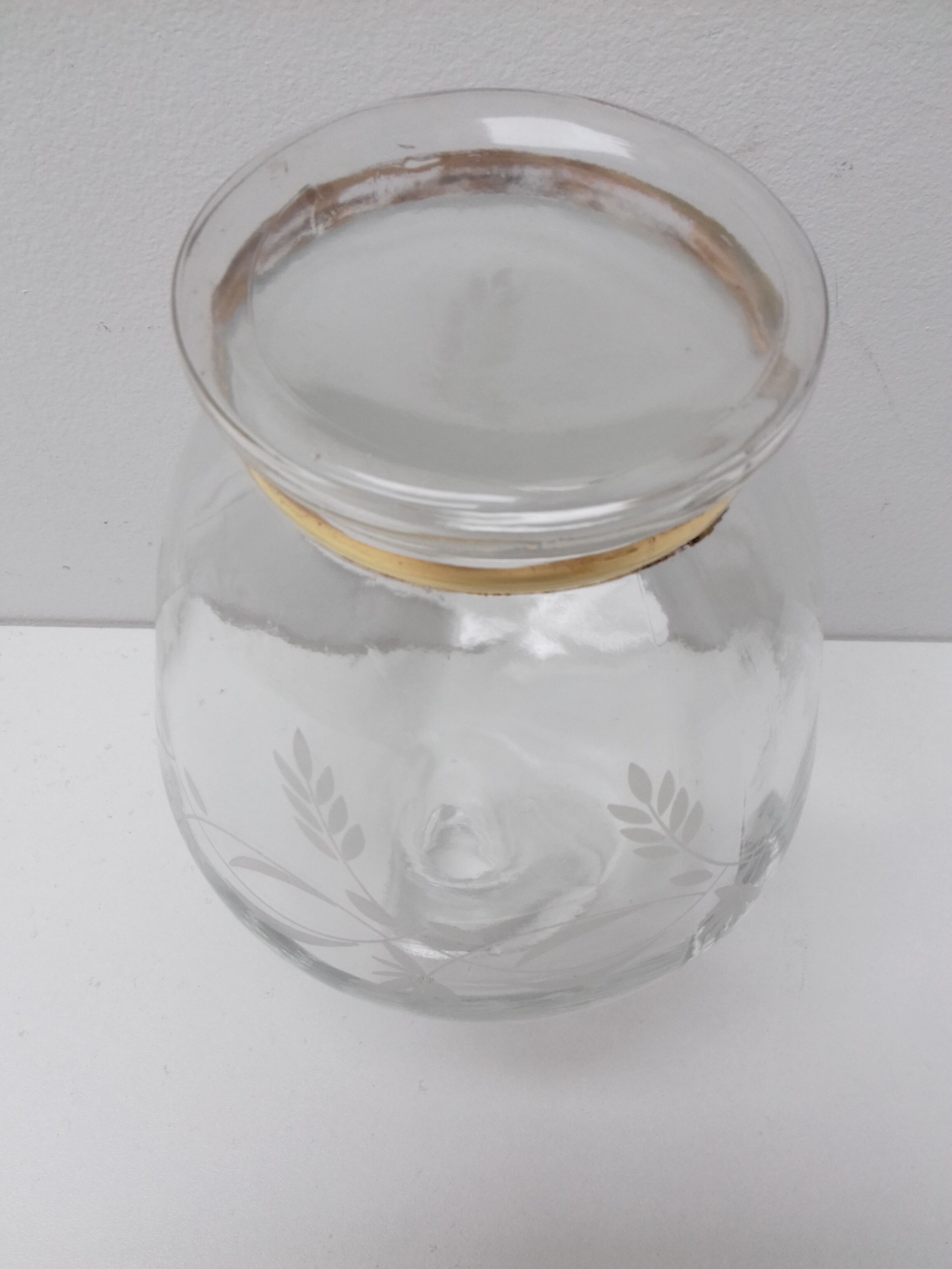 Carafe glass gilded and engraved