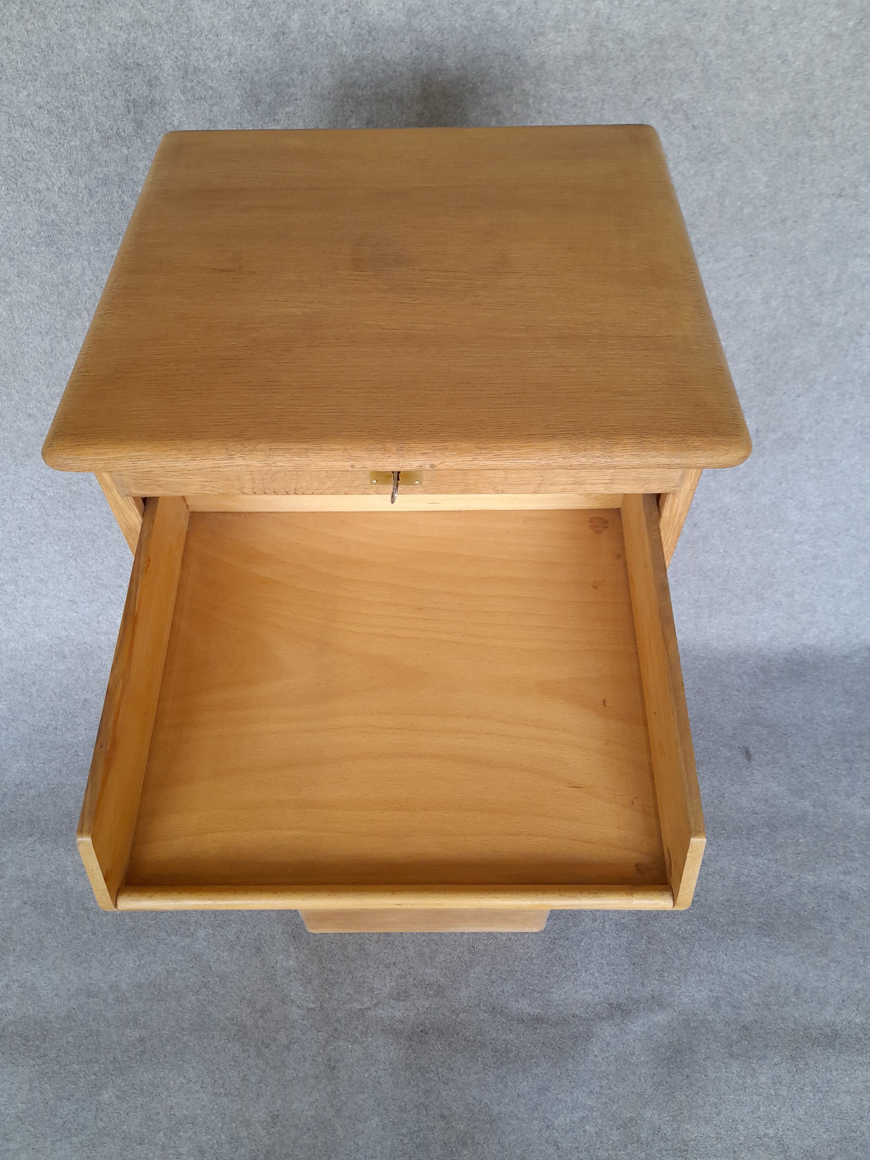 Curtain binder early 20th century