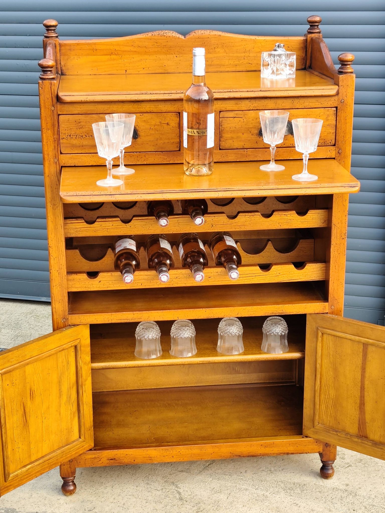 Buffet bar and wine cellar