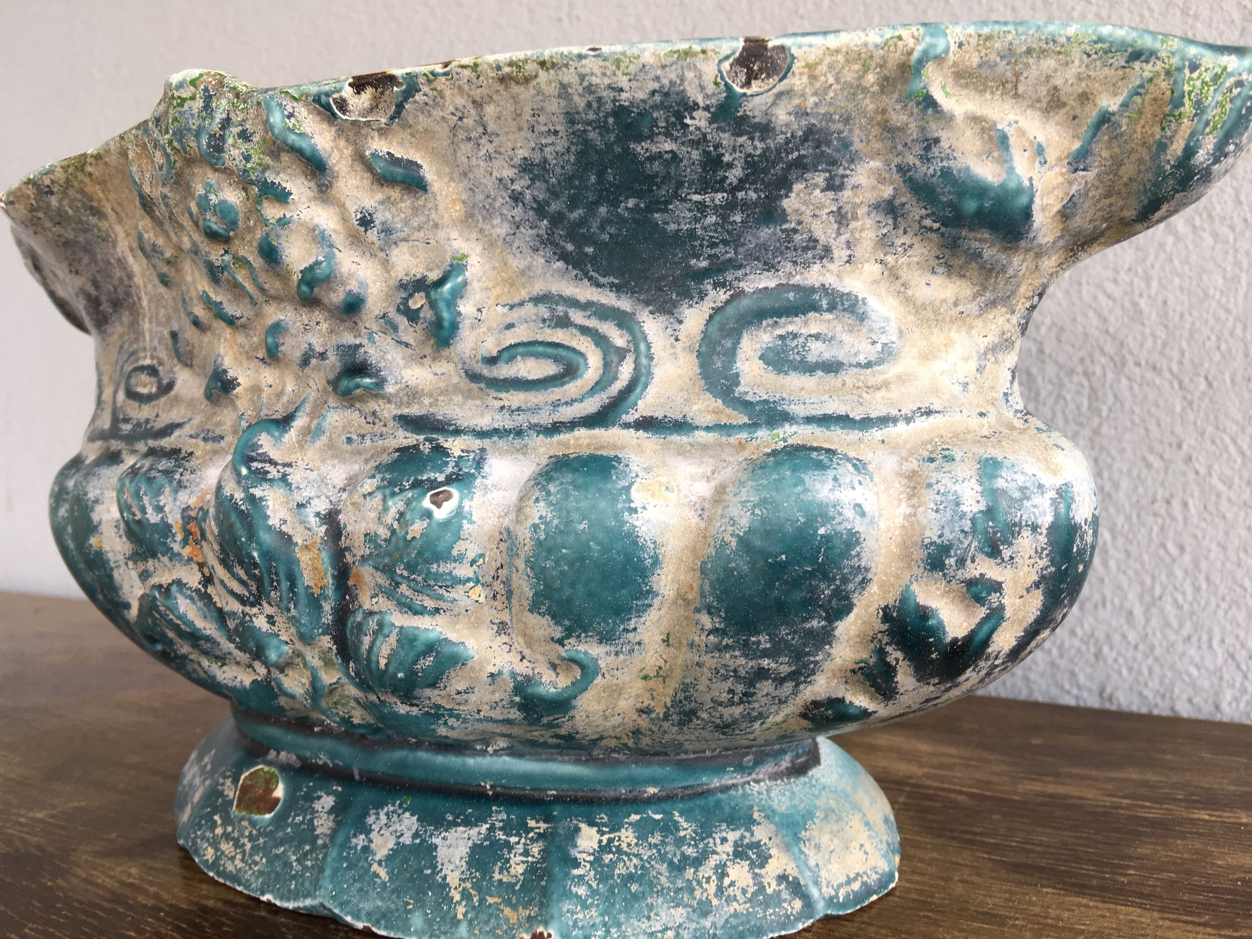 Planter blue enamelled cast late XIX early XX