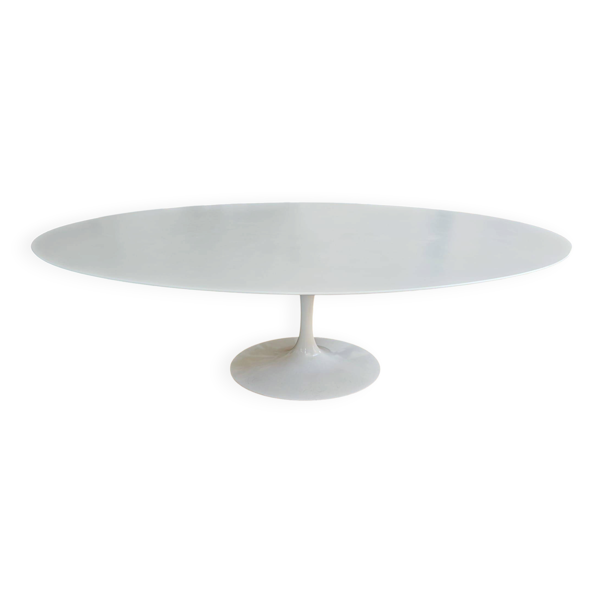 Table Eero Saarinen