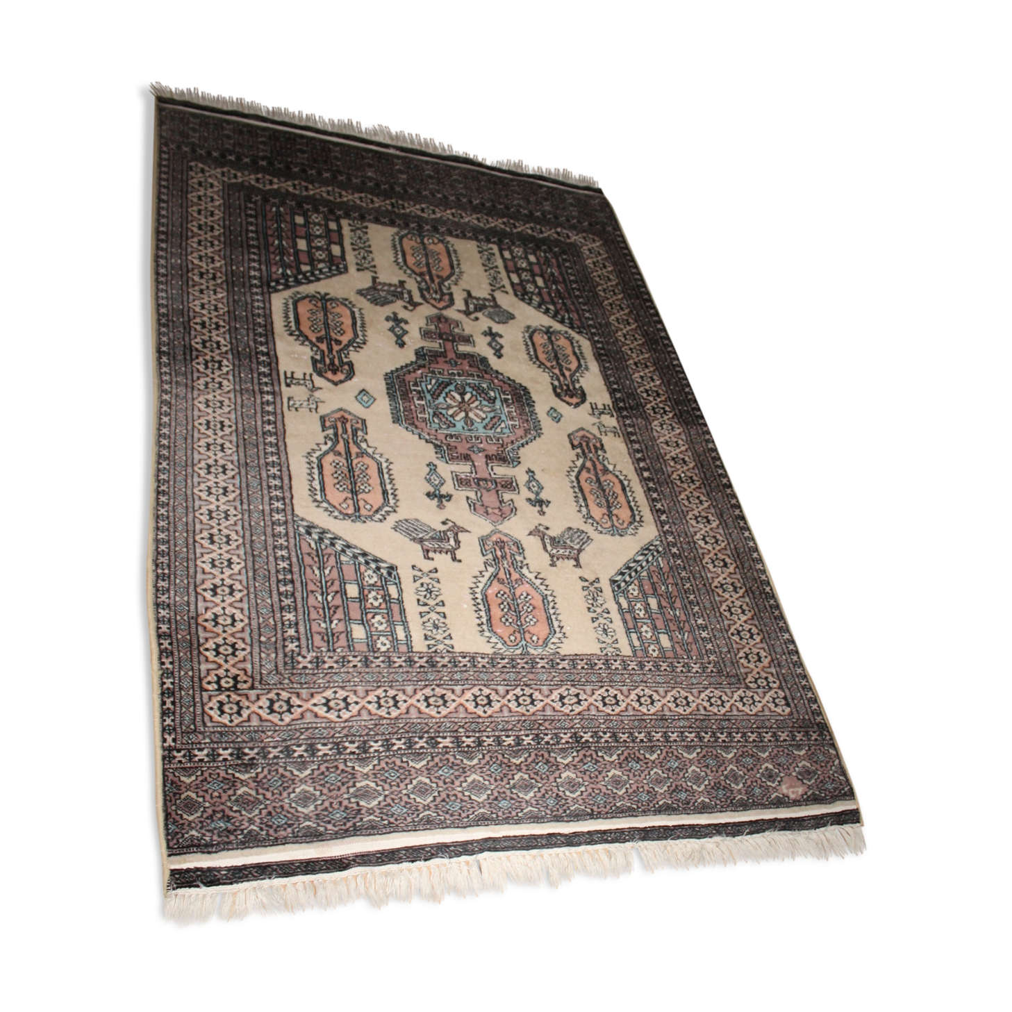 Former Iranian carpet