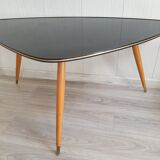 Table d'appoint basse du milieu du siècle, en forme de larme, 1970