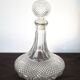 Carafe à vin en verre taillé diamant