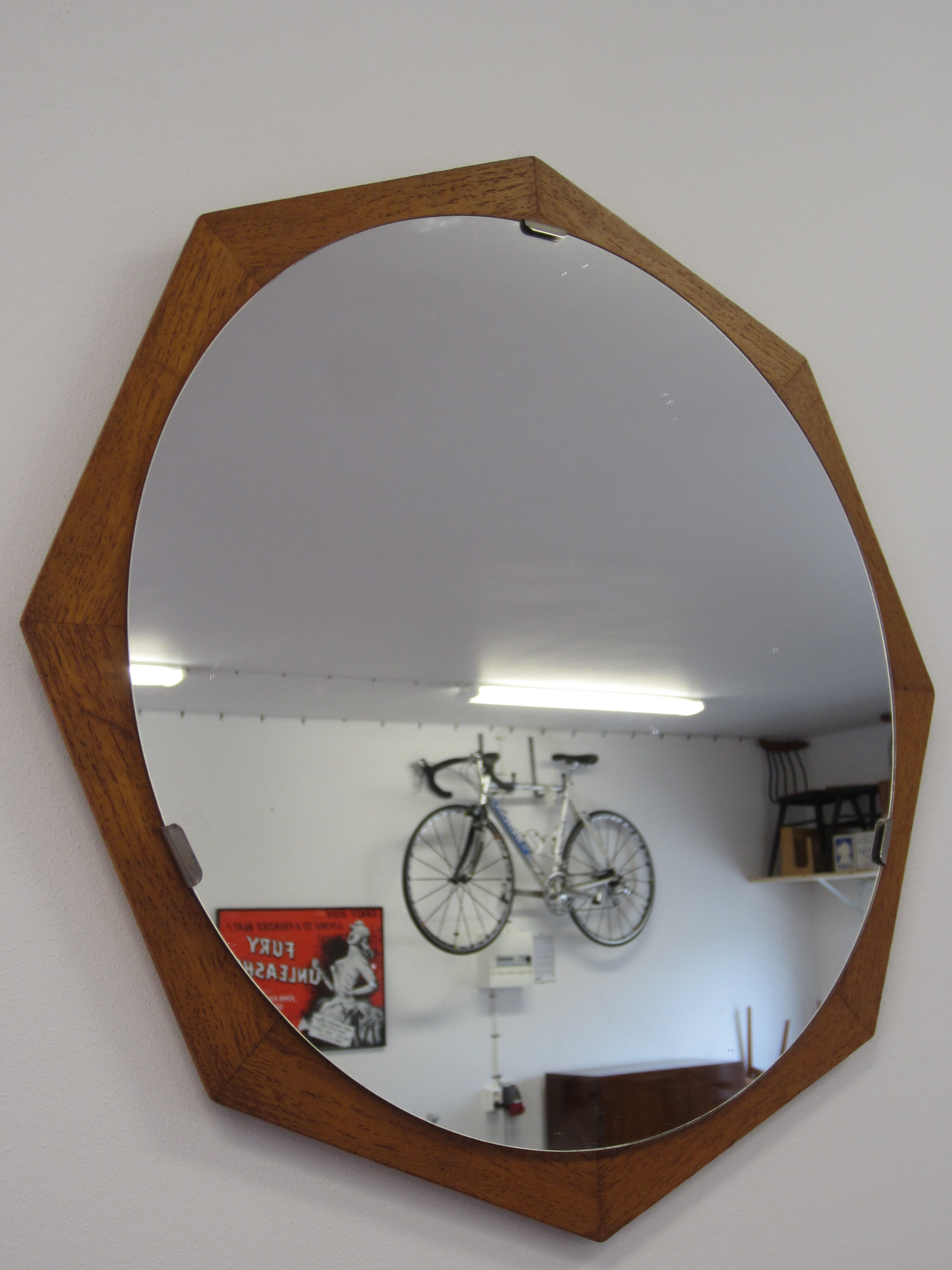 Octagonal Scandinavian mirror 43 cm
