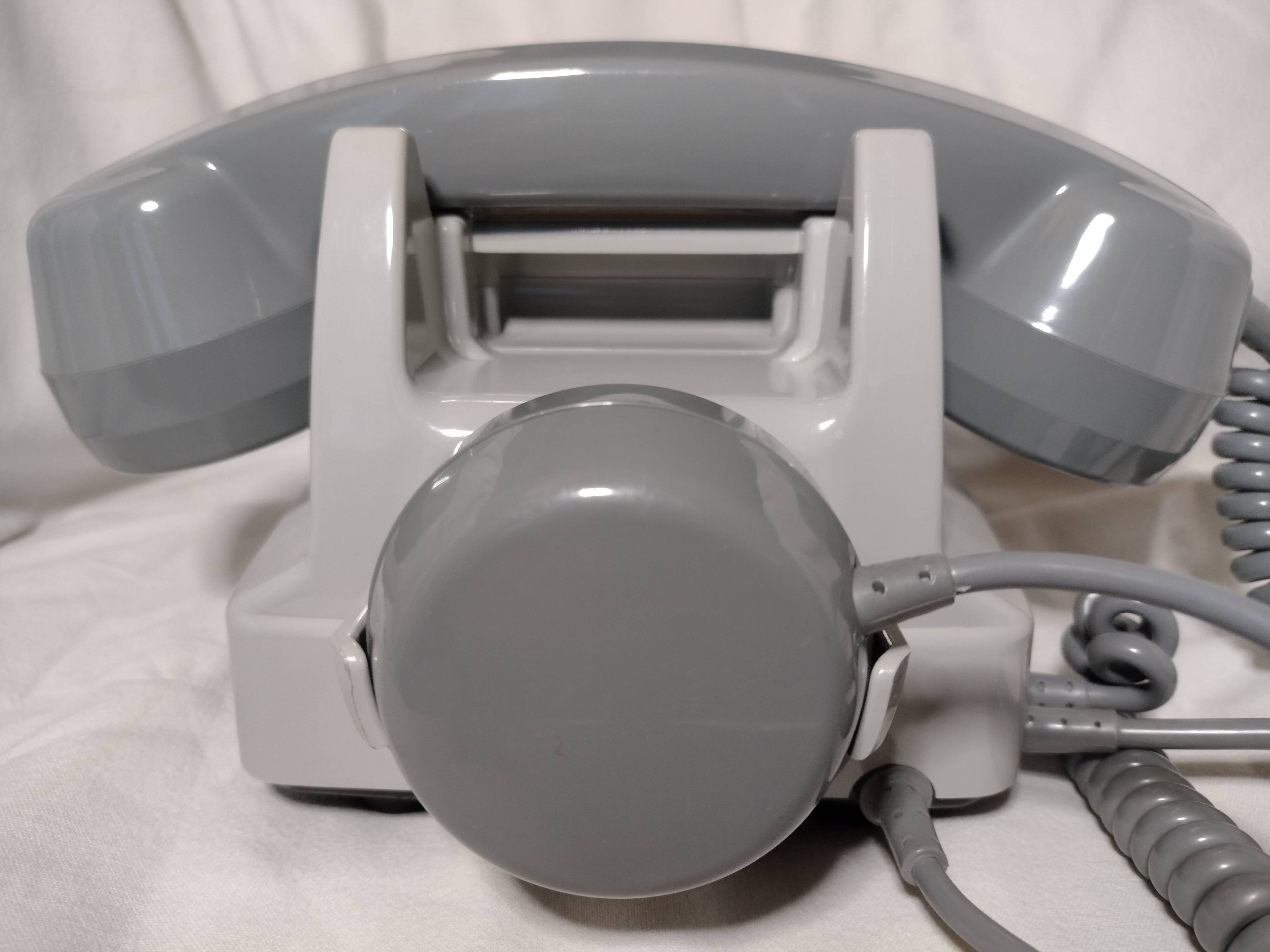 Vintage S63 Gray Rotary Dial Ptt Telephone