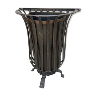 Former Paris public garden garbage